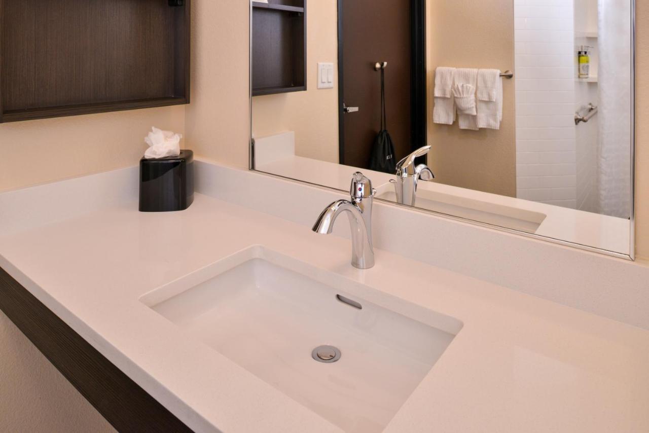 Candlewood Suites - Austin Airport By Ihg Екстериор снимка